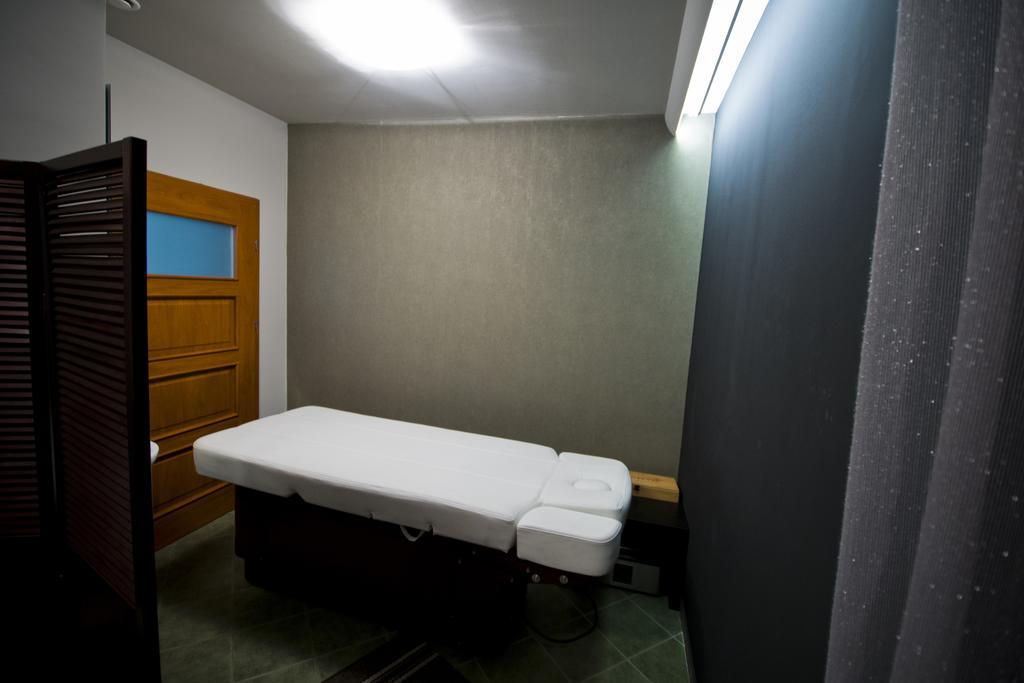Hotel Centrum Быдгощ Экстерьер фото